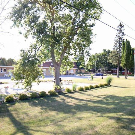 Walkerton Inn Motel Exterior foto