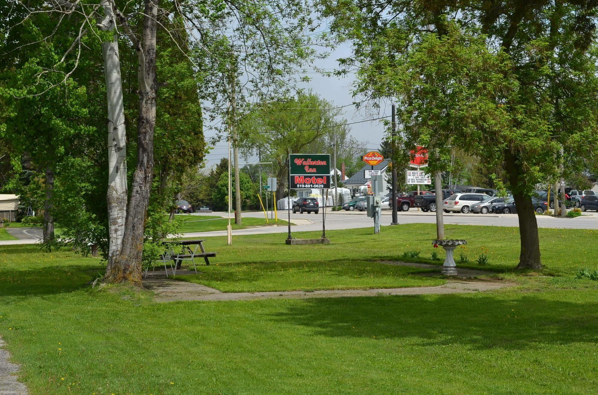 Walkerton Inn Motel Exterior foto
